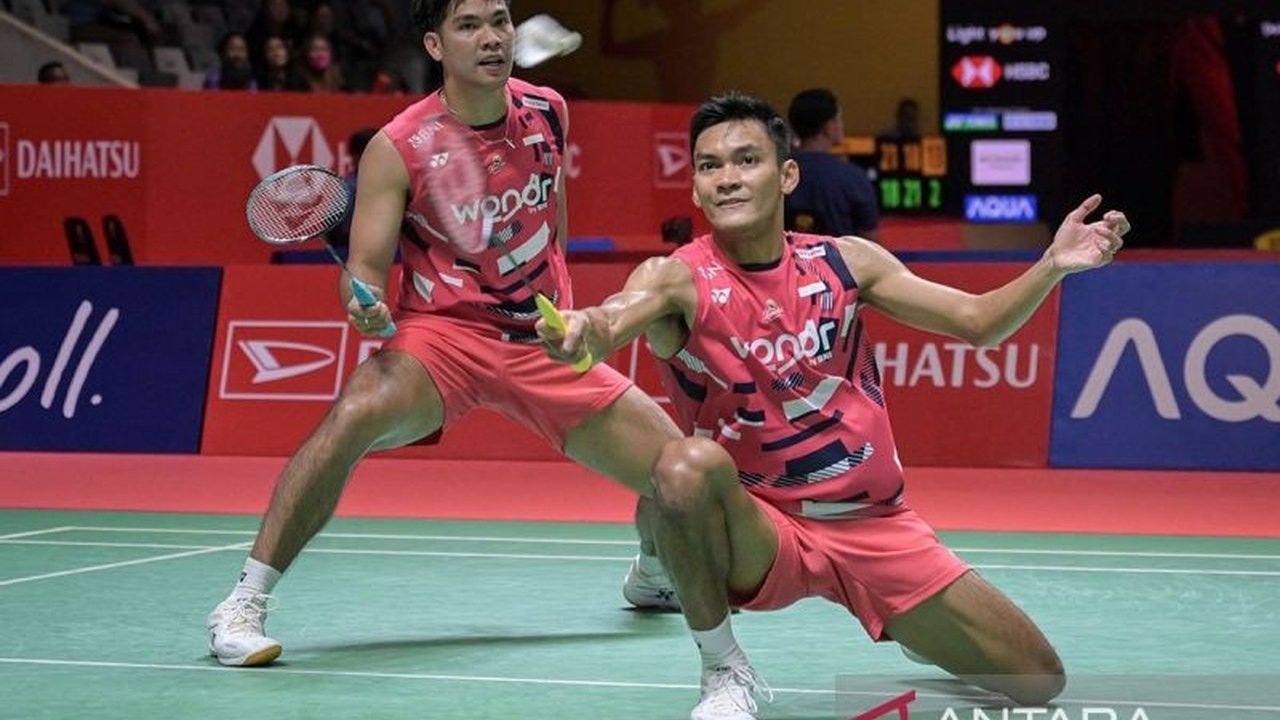 Tim bulu tangkis Indonesia menghadapi Malaysia dan Hong Kong di babak penyisihan grup BAMTC 2025 di Qingdao, China, dengan beberapa pemain muda mengisi skuad.