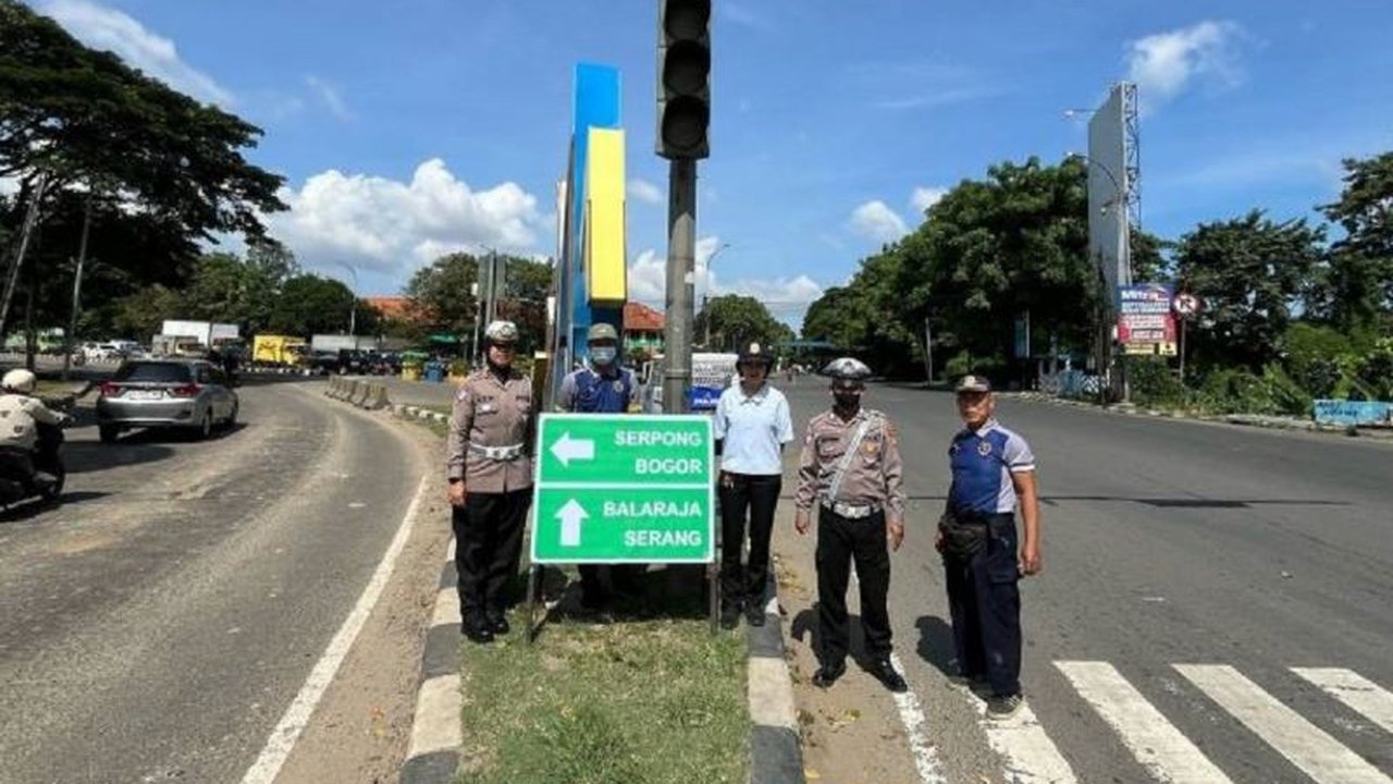Dinas Perhubungan Kota Tangerang telah memasang ribuan Rambu Pendahulu Petunjuk Jalan (RPPJ) di jalur mudik dan menyiapkan posko untuk memastikan kelancaran arus mudik Lebaran.