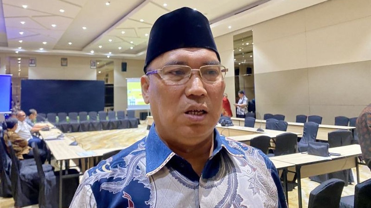 Pemprov Kepri Pasang Panel Surya untuk 200 Rumah di Lingga: Wujudkan Akses Listrik 100 Persen