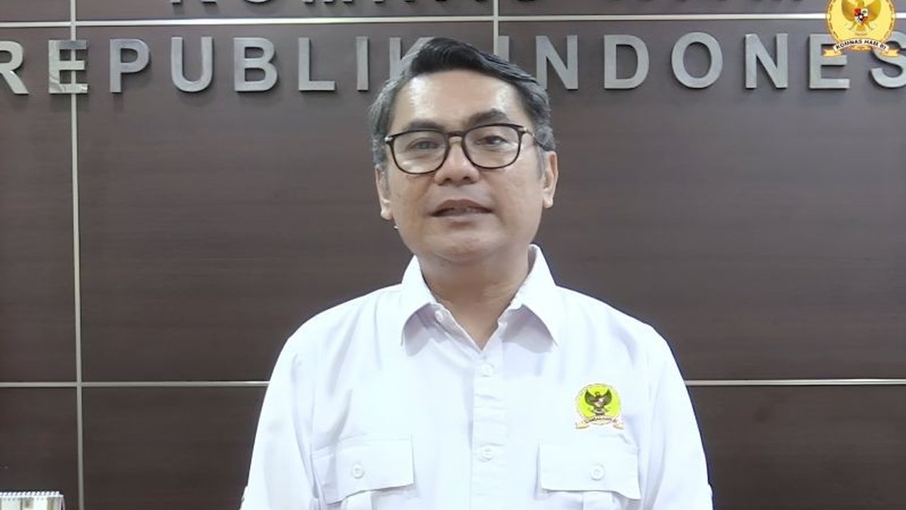 Komnas HAM menyatakan penembakan bos rental mobil di Tol Tangerang-Merak oleh oknum TNI AL sebagai pembunuhan di luar hukum karena dilakukan di luar tugas dan tanpa pembelaan diri, serta menuntut peradilan yang adil dan transparan.