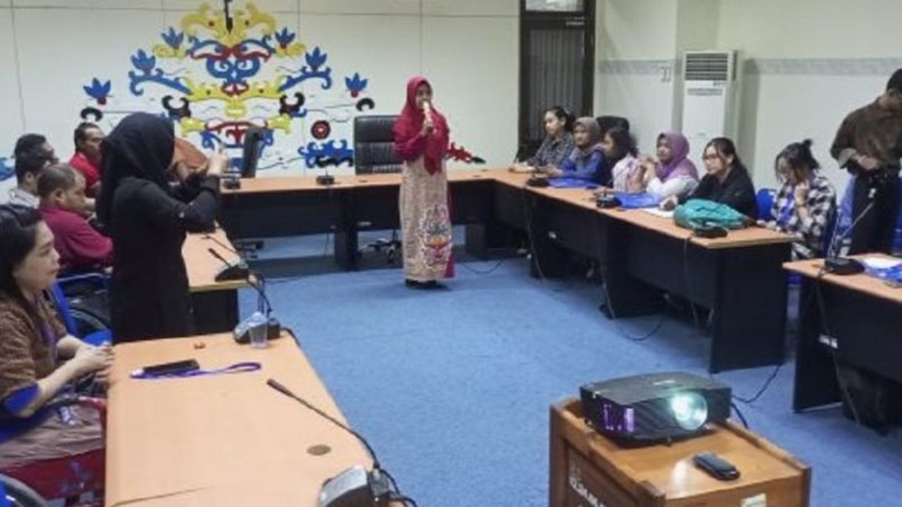 DPC PPDI Kota Palangka Raya menggelar pelatihan pemasaran dan pelayanan pelanggan untuk memberdayakan penyandang disabilitas dan meningkatkan inklusi ekonomi.