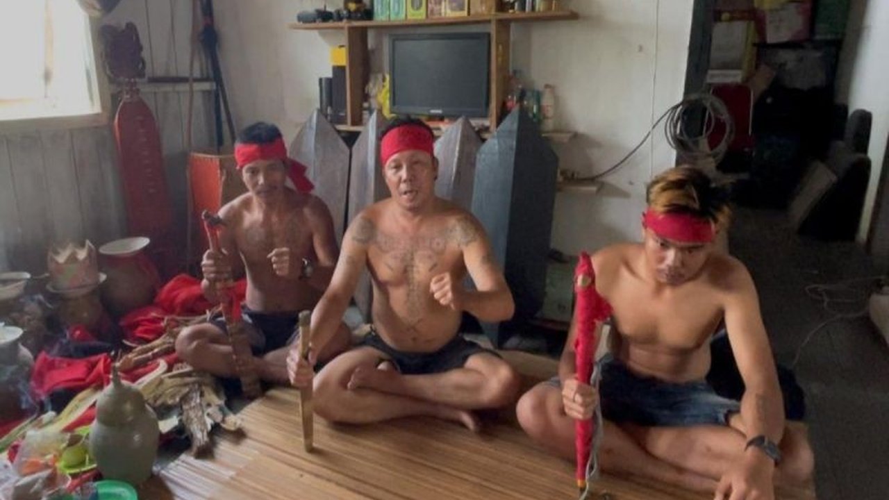 Penasihat TBBR Kabupaten Barito Utara mengajak masyarakat menjaga kondusifitas Pemungutan Suara Ulang (PSU) Pilkada, menolak hoaks dan ujaran kebencian demi pemimpin yang pro-rakyat.