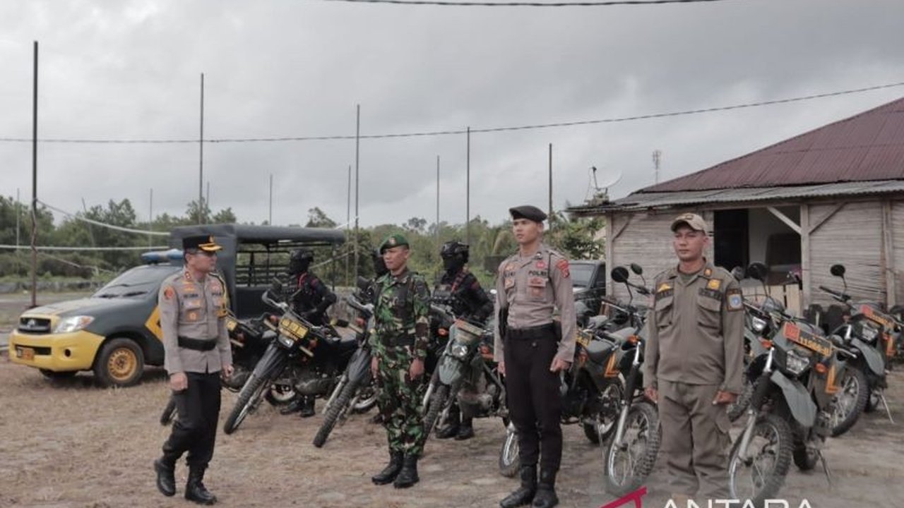 Polres Bangka Barat mengerahkan 270 personel gabungan untuk mengamankan Pemungutan Suara Ulang (PSU) Pilkada 2024 di Desa Sinarmanik, Kecamatan Jebus, guna menjaga keamanan dan ketertiban.