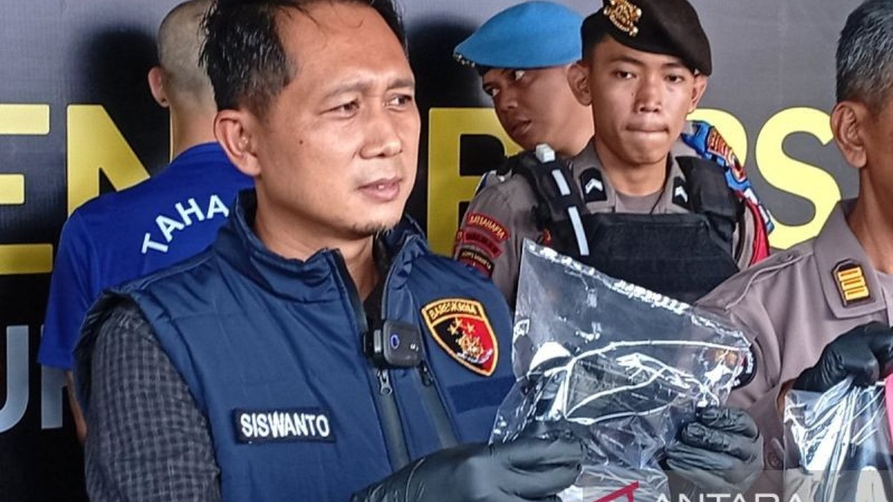 Seorang residivis di Purbalingga ditangkap karena mencuri burung murai batu senilai Rp25 juta dan mengancam korban dengan airsoft gun; pelaku dijerat pasal 365 KUHP.