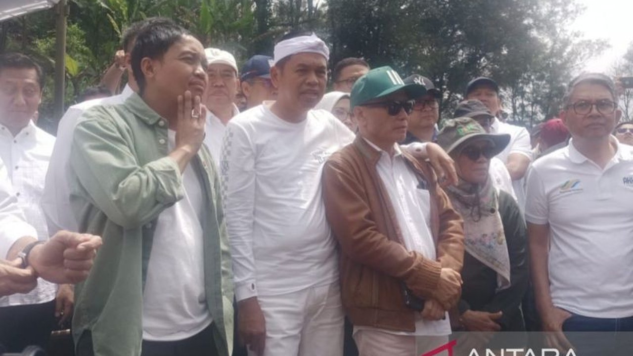 Mentri Kehutanan dan Gubernur Jabar Tanam 50 Ribu Bibit Pohon di Puncak, Wujud Komitmen Reboisasi