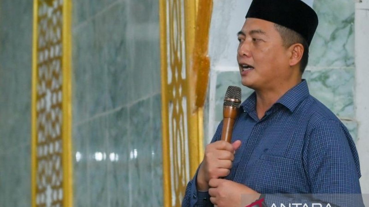 Gubernur NTB, Lalu Muhamad Iqbal, berjanji meningkatkan fasilitas RSUD di Pulau Sumbawa untuk mengurangi beban masyarakat dan pemerataan pelayanan kesehatan.