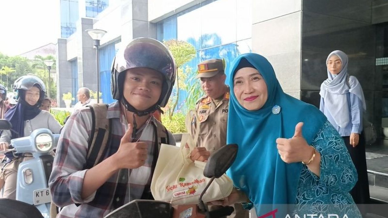 1.000 Takjil Gratis dari PKK Kaltim untuk Warga Samarinda: Berbagi Kebahagiaan di Bulan Ramadhan