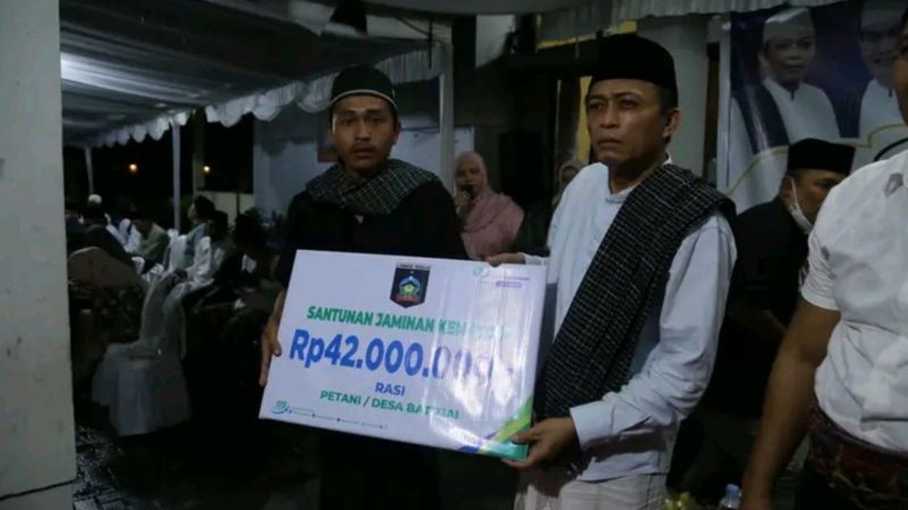 Bupati Lombok Tengah, Lalu Pathul Bahri, memaparkan keberhasilan pembangunan di tengah pandemi COVID-19, termasuk penurunan angka kemiskinan dan stunting, serta peningkatan IPM dan pertumbuhan ekonomi.
