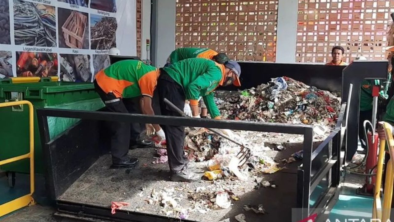 Posko Kesehatan di Cakung Buka Layanan untuk Warga Terdampak Bau RDF Plant Rorotan