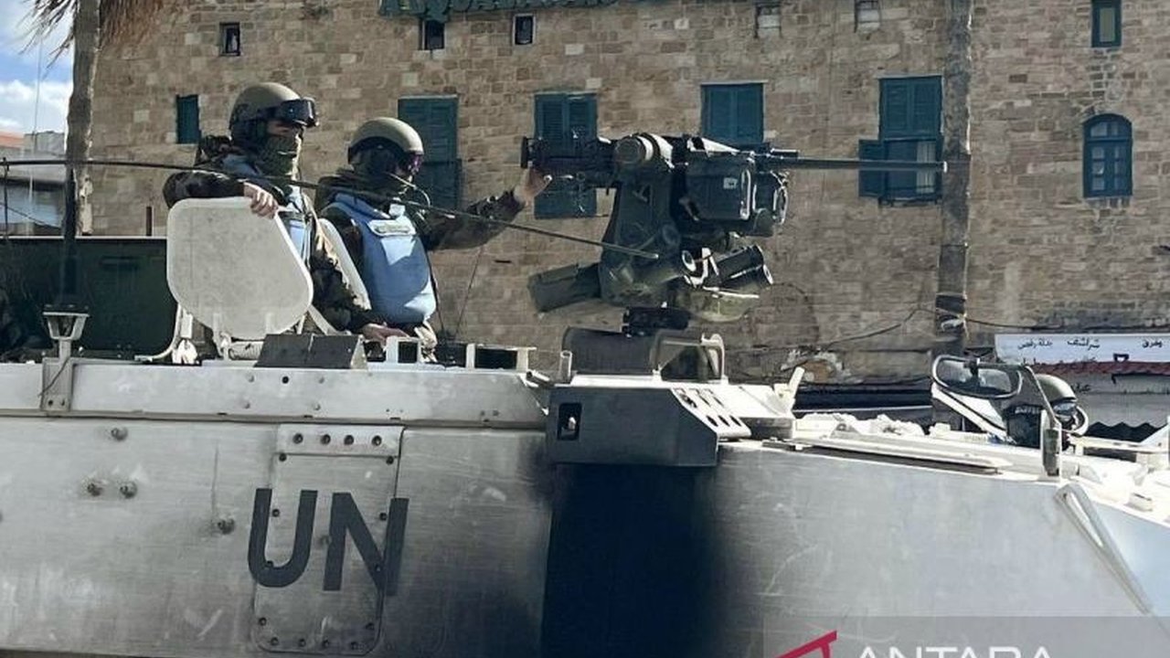 UNIFIL mendesak Israel dan Hizbullah untuk segera menghormati gencatan senjata di Lebanon setelah serangan udara Israel menewaskan warga sipil dan meningkatkan tensi regional.