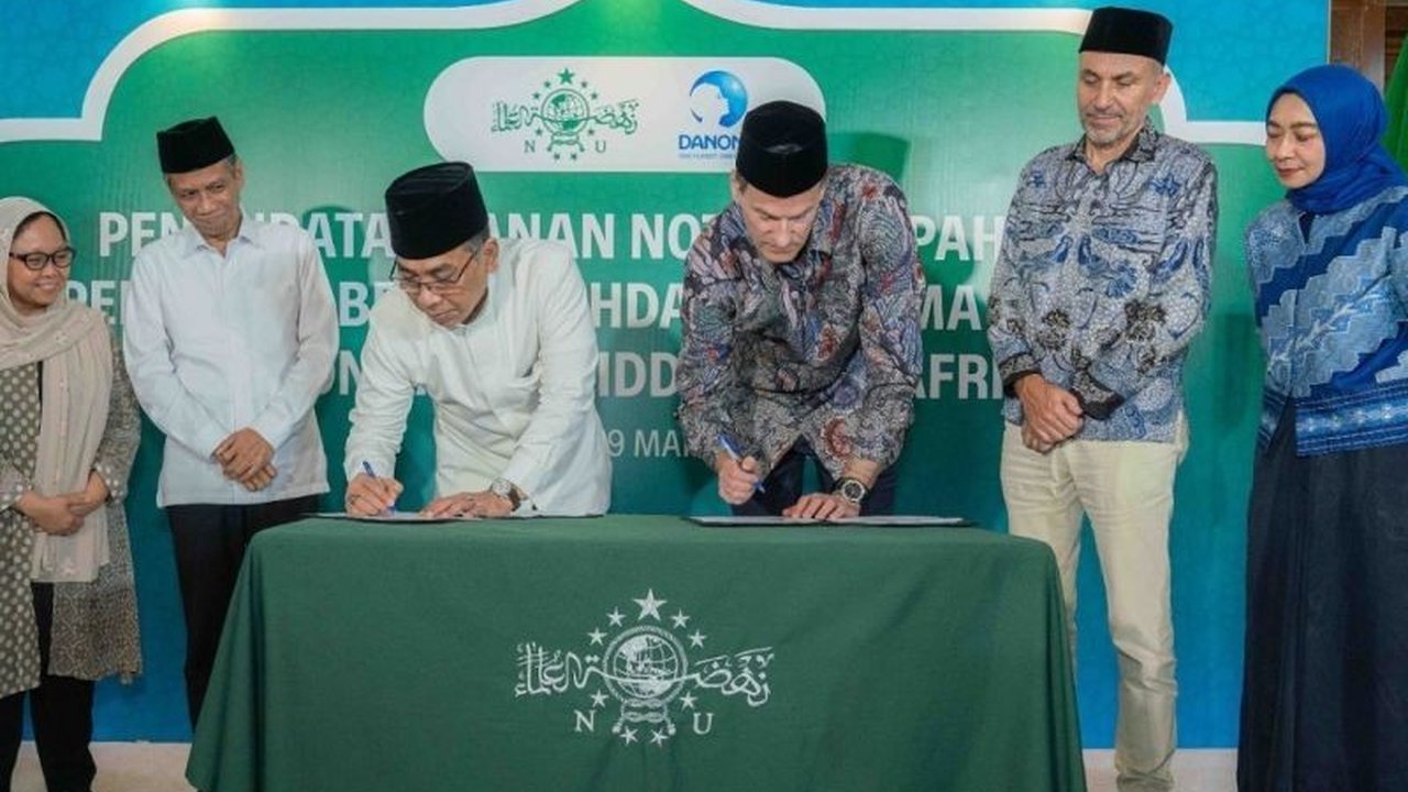 Danone dan PBNU resmi memperkuat kerja sama strategis untuk mendorong inovasi, daya saing global, dan kesejahteraan masyarakat Indonesia melalui program pengembangan ekonomi dan kesehatan.