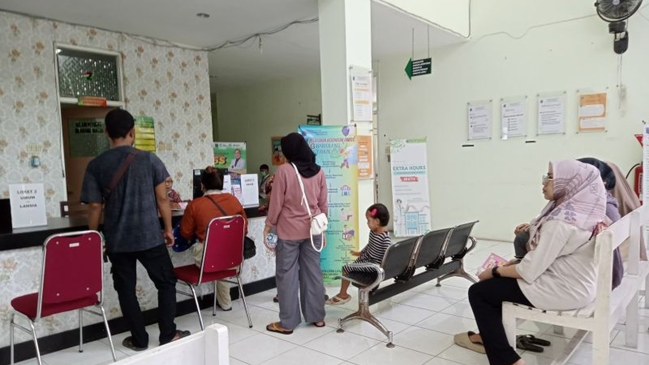 Dinas Kesehatan Kota Mataram memastikan layanan kesehatan tetap prima selama libur Lebaran 2025 dengan menyiagakan petugas di 11 puskesmas selama 24 jam.