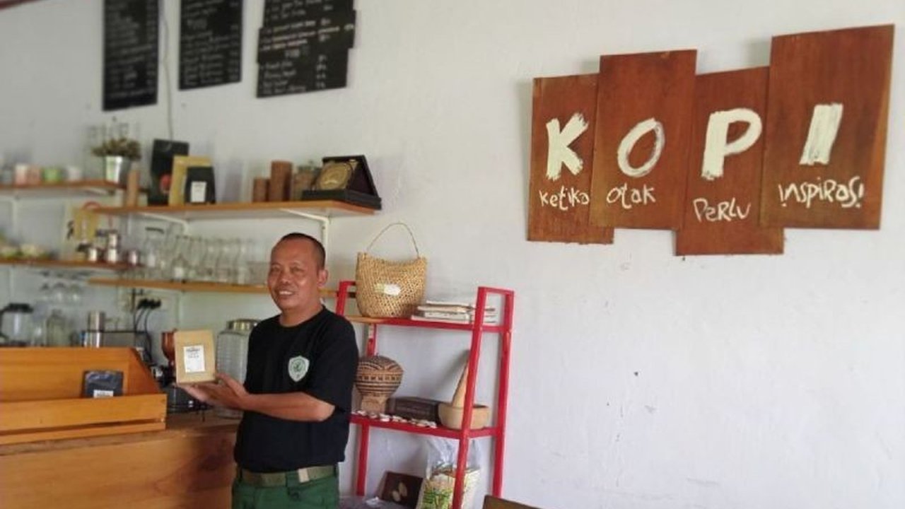 BBPOM Makassar meningkatkan pengawasan keamanan pangan menjelang Lebaran untuk melindungi masyarakat dari produk pangan yang tidak aman dan memastikan produk yang beredar memenuhi standar.