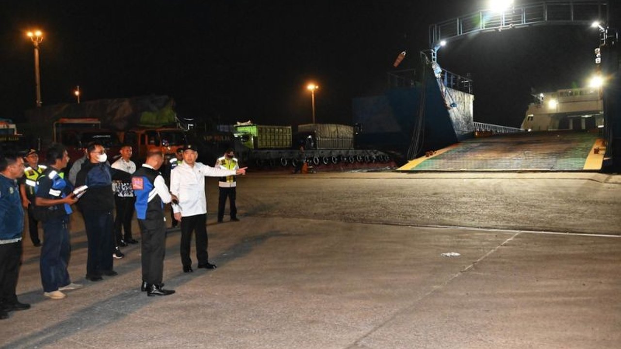 Kementerian Perhubungan memastikan kesiapan penuh untuk mengawal kelancaran angkutan Lebaran 2025 sesuai arahan Presiden Prabowo Subianto, dengan berbagai upaya untuk memastikan mudik yang aman dan nyaman bagi masyarakat.