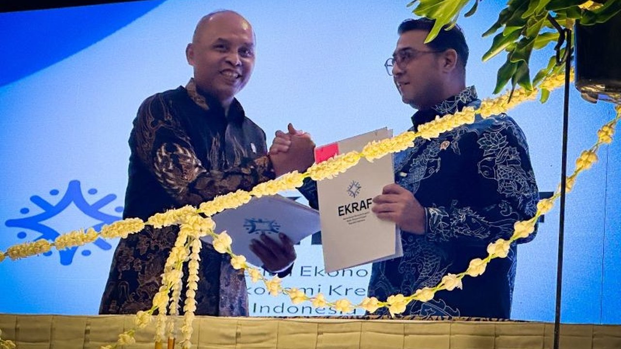 Kemenparekraf dan BSSN berkolaborasi untuk meningkatkan keamanan siber di sektor ekonomi kreatif Indonesia, mencakup perlindungan data, peningkatan kesadaran, dan pengembangan SDM.