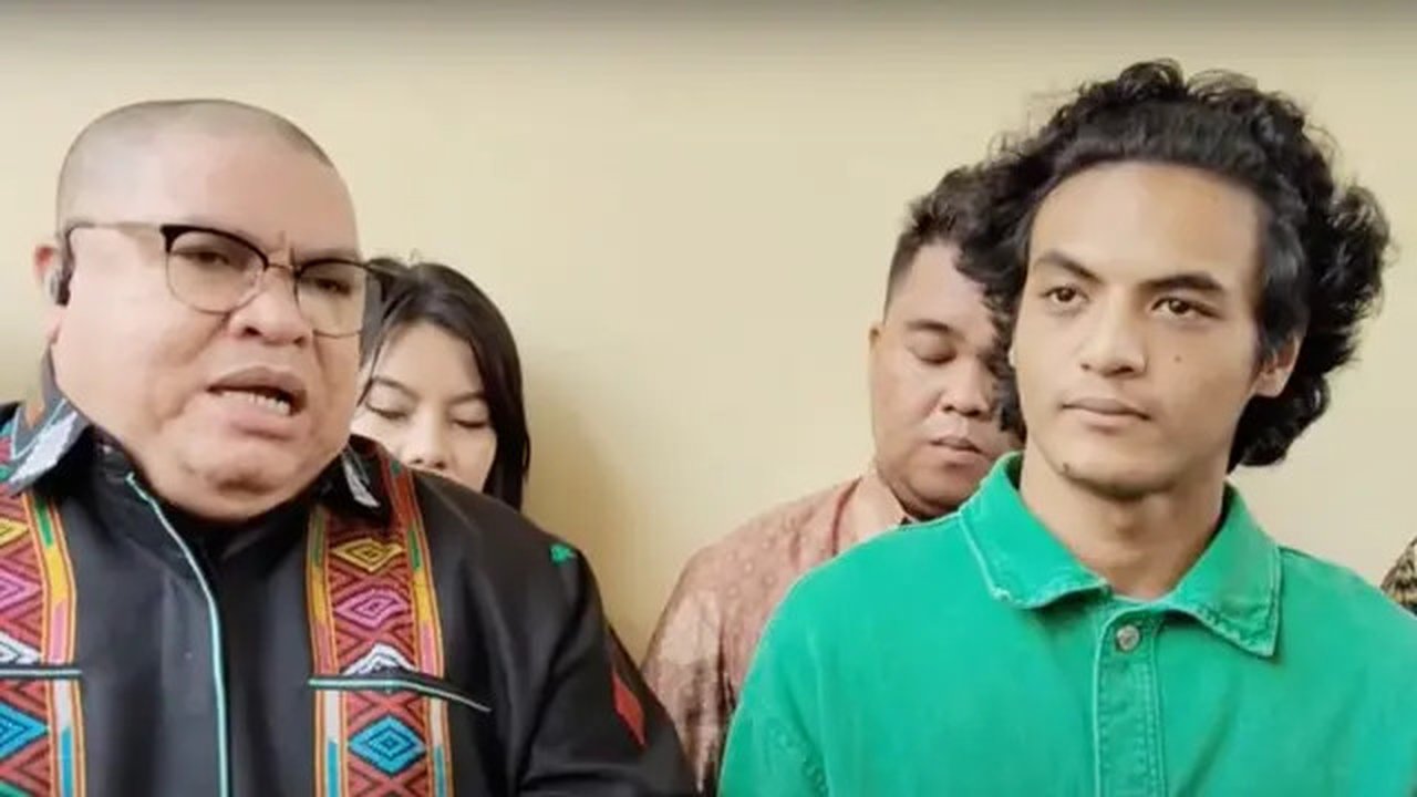Vadel Badjideh dan Razman Arif Nasution. (Foto: Dok. YouTube Intens Investigasi)
