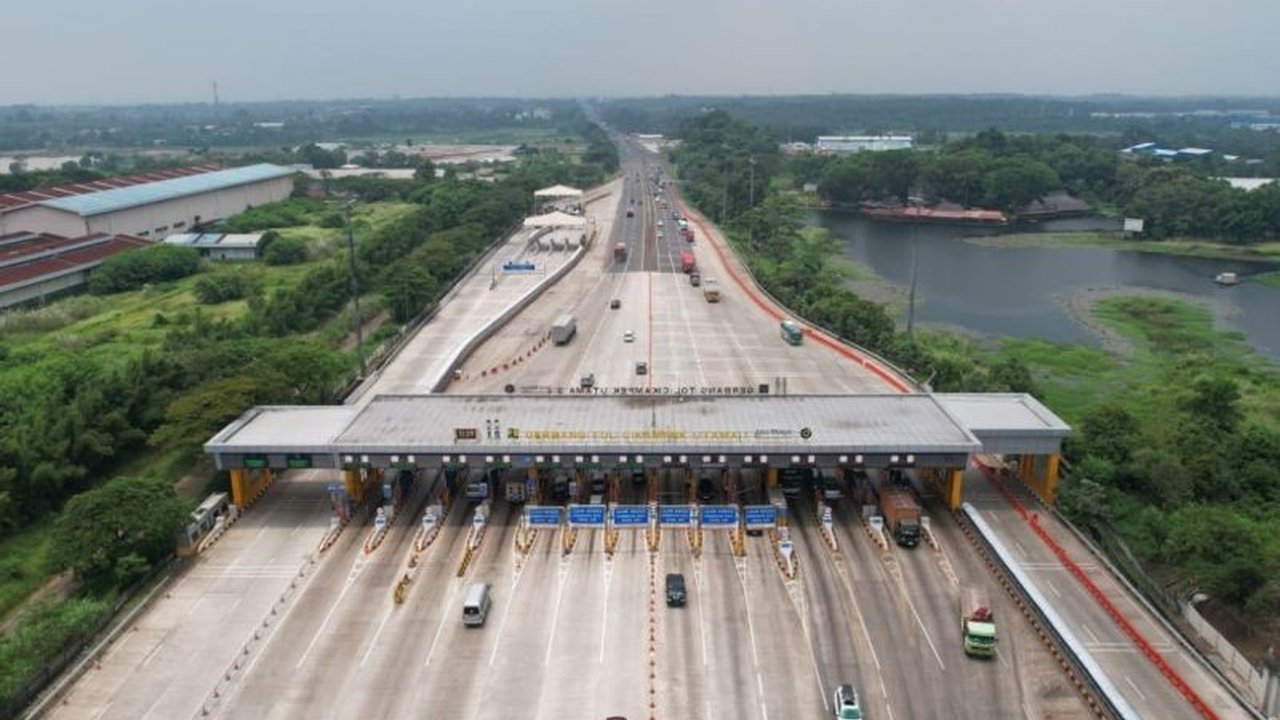 H-10 dan H-9 Lebaran 2025, tercatat 325.073 kendaraan meninggalkan Jabotabek, peningkatan signifikan menuju Trans Jawa, sementara Puncak mengalami penurunan.