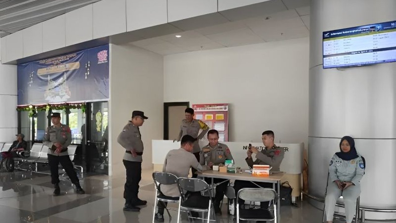 Polres Morowali menerjunkan 332 personel gabungan TNI-Polri dan Pemda untuk mengamankan arus mudik Lebaran 2025, memastikan kelancaran dan ketersediaan bahan pokok.