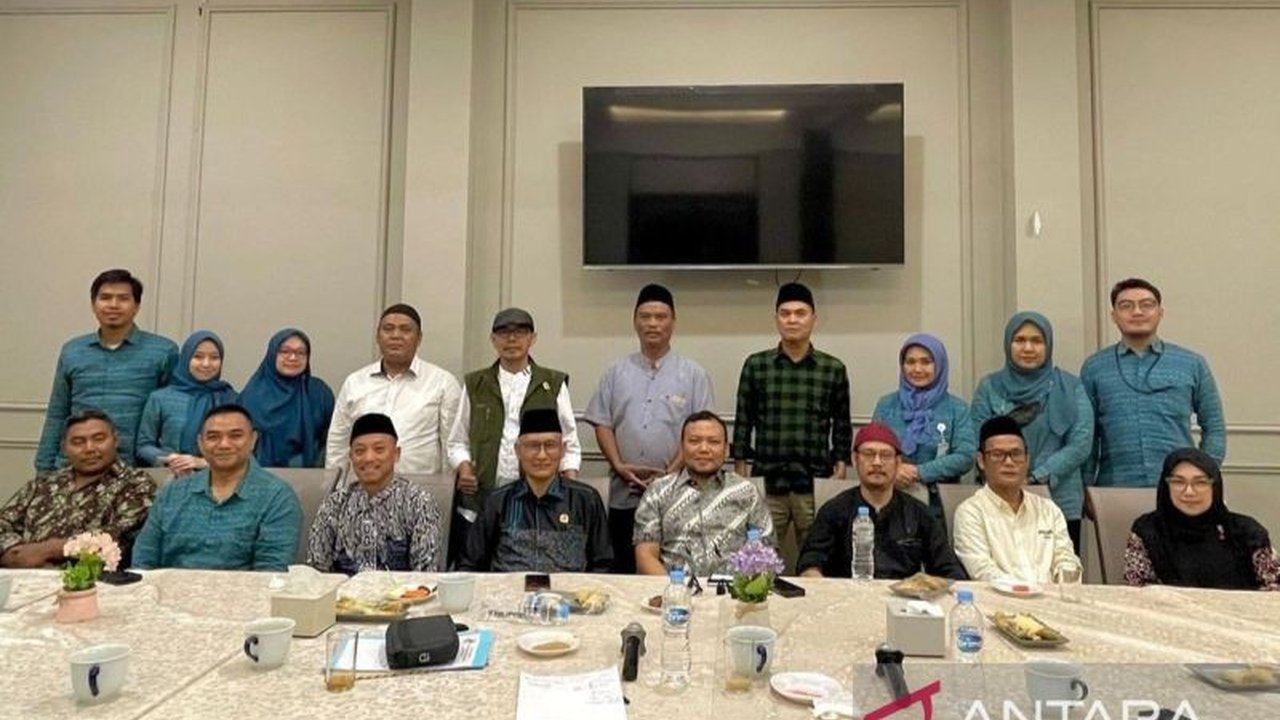 BPJAMSOSTEK Bekasi Cikarang menjalin kerja sama dengan Koperasi Simpan Pinjam (KSP) sebagai agen korporasi untuk melindungi pekerja melalui program jaminan sosial ketenagakerjaan.