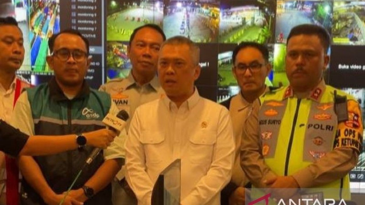 Menteri Perhubungan Budi Karya Sumadi optimistis kebijakan work from anywhere (WFA) dapat mengurangi kepadatan pemudik di Merak menjelang Lebaran, memberikan masyarakat waktu lebih untuk mengatur perjalanan.