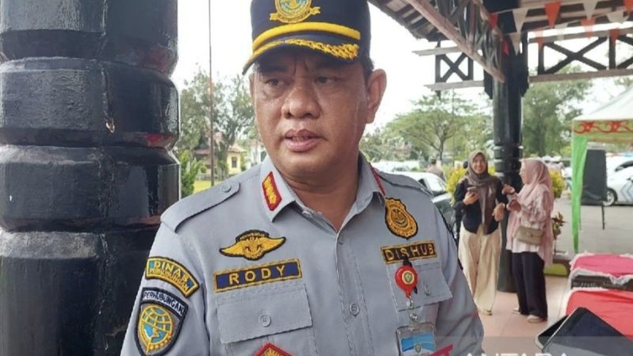 Dishub Kotim kerahkan 50 personel untuk membantu pengamanan arus mudik dan balik Lebaran 2025 di sejumlah titik, termasuk Pelabuhan Sampit dan Bandara Haji Asan Sampit.