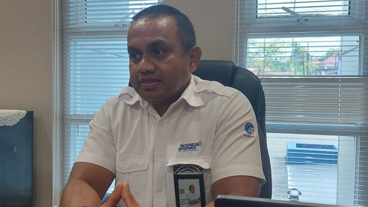 Kementerian Komunikasi dan Informatika (Kominfo) hadirkan mobil monitoring frekuensi radio di Sorong, Papua Barat Daya, untuk memastikan keselamatan penerbangan selama periode mudik Lebaran dan menjamin kelancaran komunikasi.