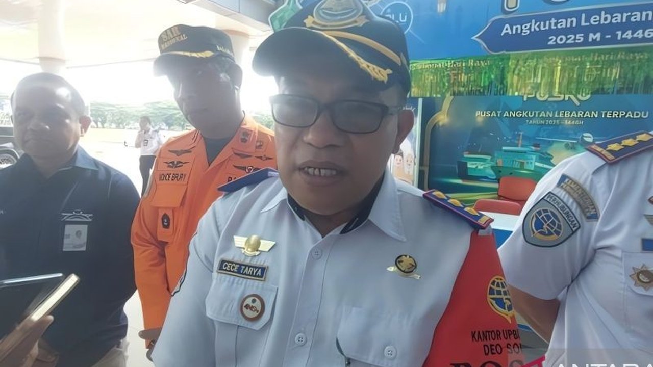 Bandar Udara Domine Eduard Osok (DEO) Sorong memprediksi puncak arus mudik Lebaran 2025 akan terjadi pada 28 Maret dengan perkiraan 2.100 penumpang, meningkat 12 persen dari tahun sebelumnya.
