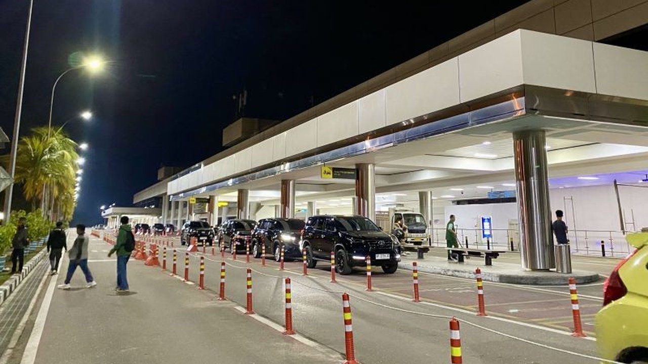 Antisipasi lonjakan pemudik Lebaran 2025, Dinkes Batam kerahkan tenaga medis di enam posko kesehatan strategis di bandara dan pelabuhan Batam.