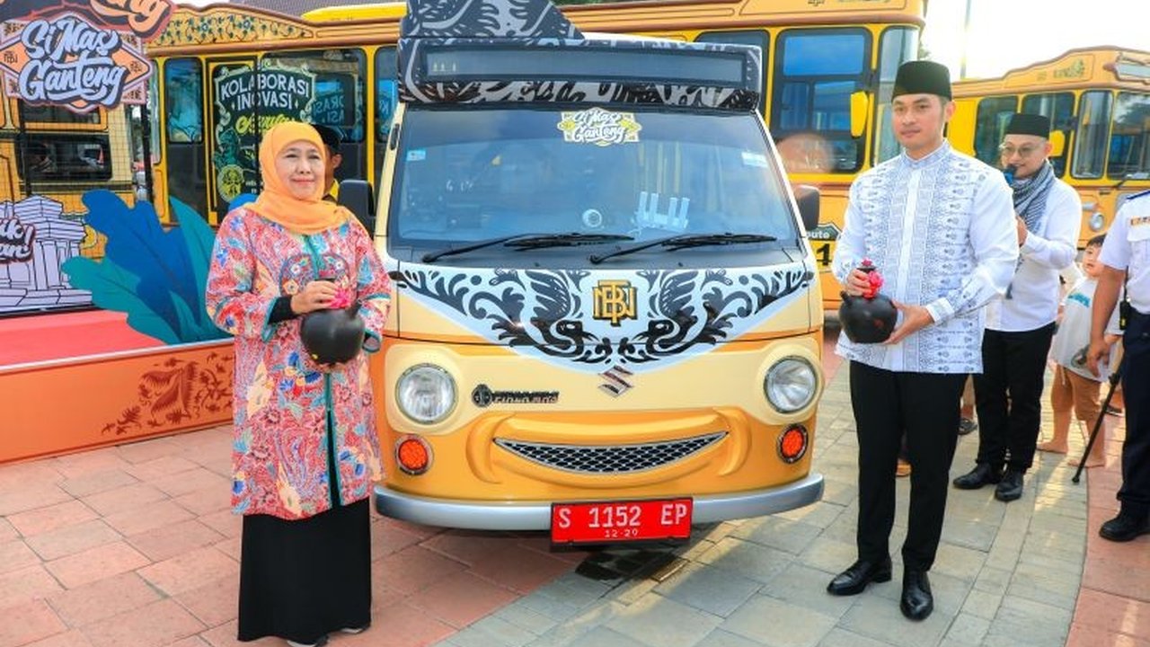 Gubernur Khofifah resmikan Si Mas Ganteng 2 di Tuban, layanan transportasi publik terintegrasi yang modern dan ramah lingkungan untuk pelajar dan masyarakat.