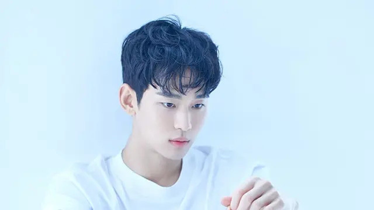 Kim Soo Hyun. (Gold Medalist via Soompi)