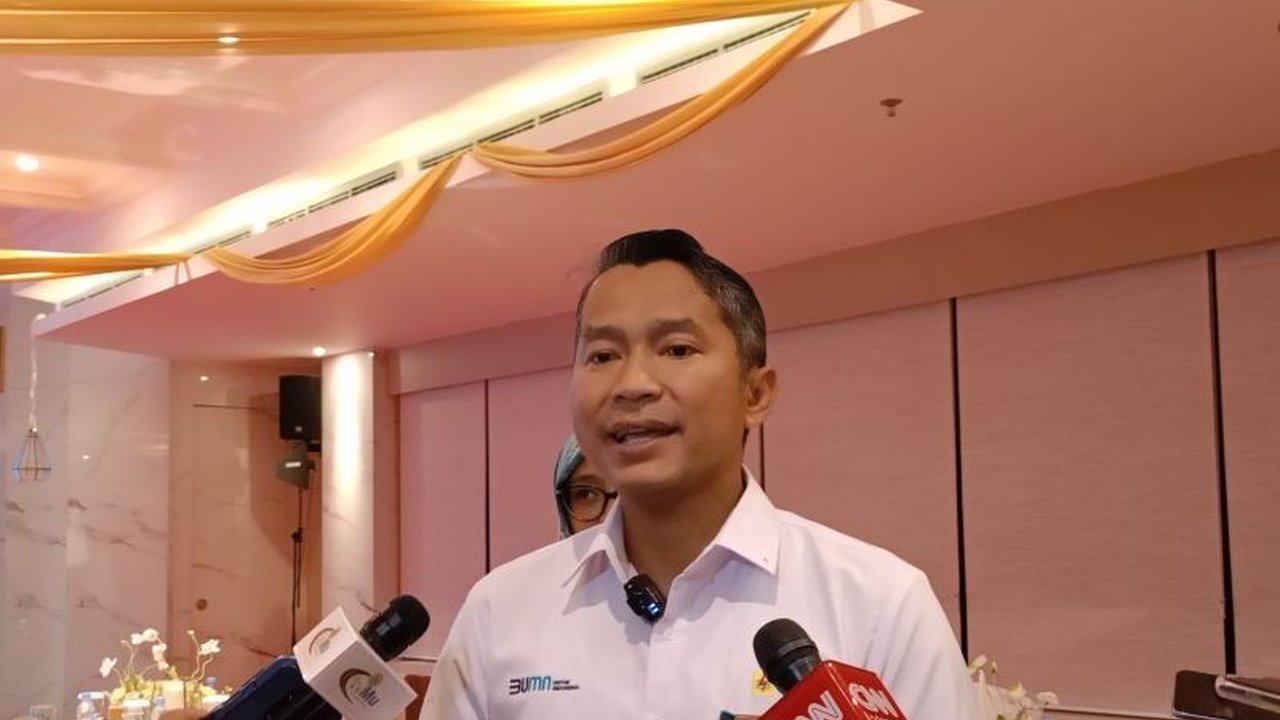 PLN UID Jakarta Raya menyediakan 375 SPKLU di 216 lokasi untuk mendukung kelancaran mudik Lebaran 2025 bagi pengguna kendaraan listrik, serta menyiagakan petugas dan posko siaga.