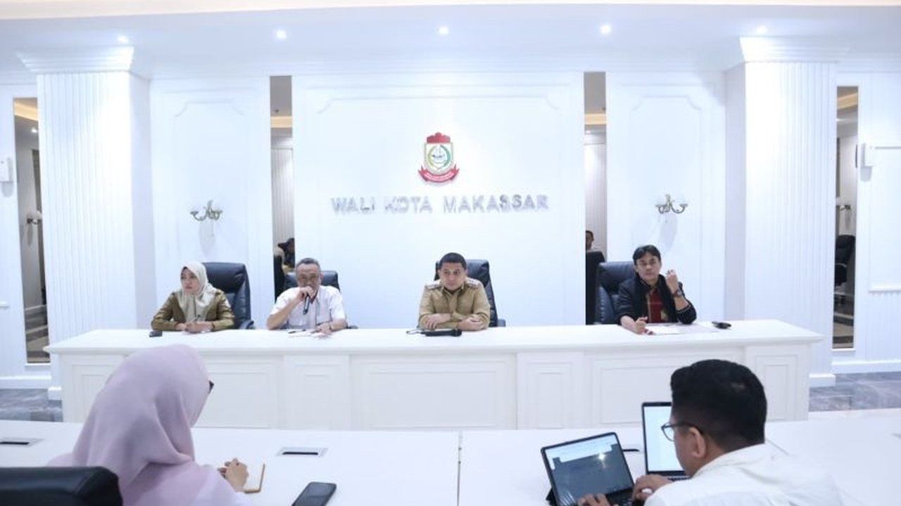 Wali Kota Makassar dan BBWS Pompengan Jeneberang bahas solusi strategisatasi banjir di Makassar, khususnya di Jalan AP Pettarani dan Urip Sumoharjo, serta perlunya kesadaran masyarakat menjaga kebersihan.
