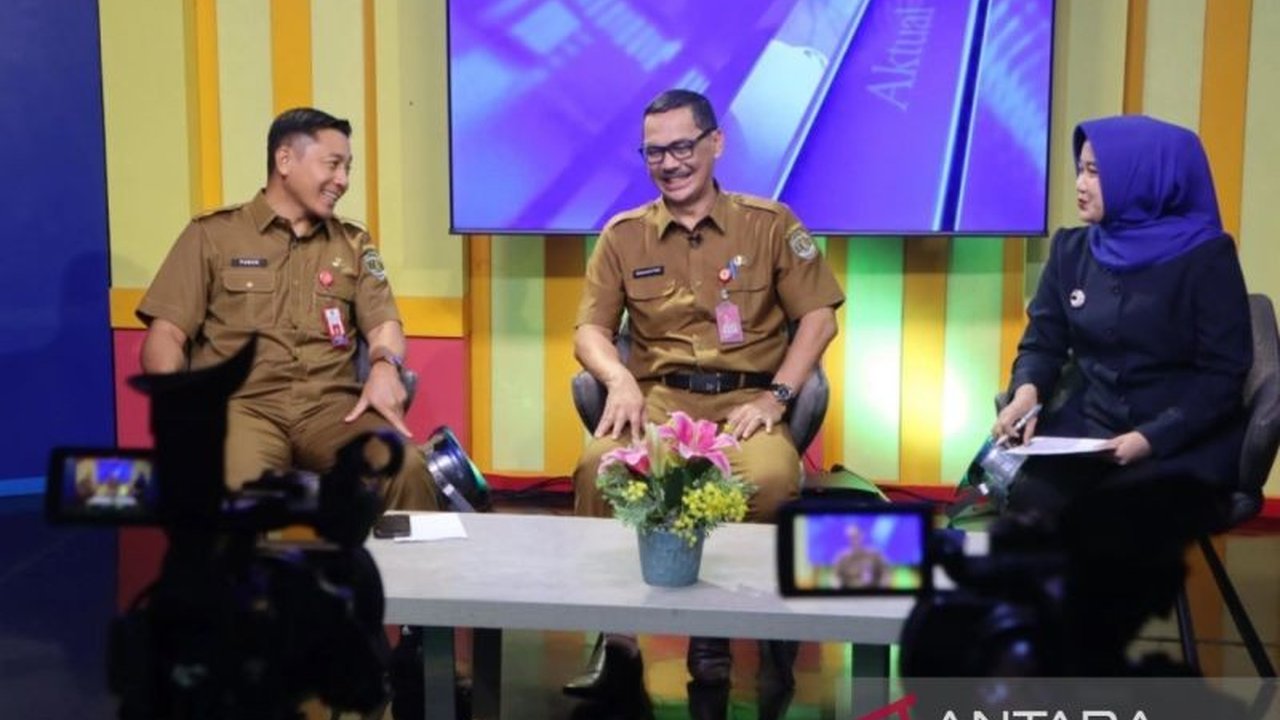 Pemprov Kaltim siapkan anggaran internet gratis untuk 841 desa di Kaltim pada program andalan Gratispol mulai Mei 2025 untuk mendorong transformasi digital dan peningkatan ekonomi.