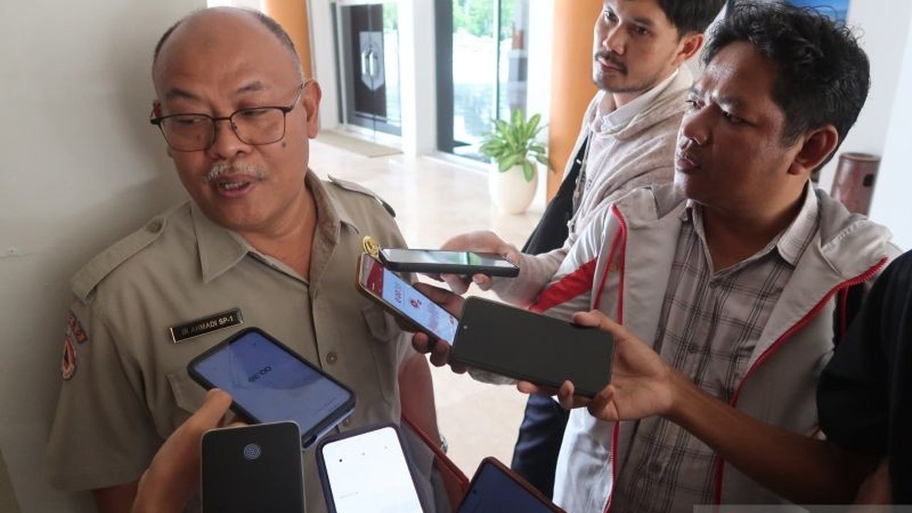 BPBD NTB mengimbau pemudik mewaspadai angin kencang saat hujan yang berpotensi menyebabkan pohon tumbang dan longsor, terutama di jalur mudik Lombok.