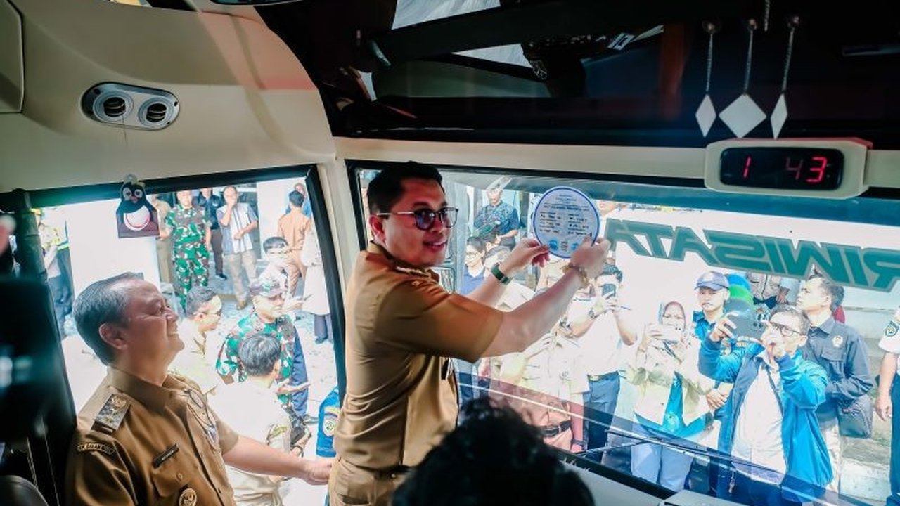 Wali Kota Magelang, Damar Prasetyono, memastikan kesiapan kota dalam menyambut arus mudik Lebaran 2025 dengan mengecek infrastruktur, kesehatan, dan ketersediaan kebutuhan pokok.