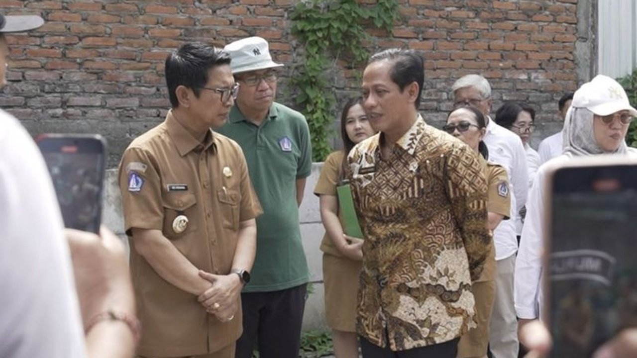 Pemkab Badung berencana mengembangkan tempat pembuangan sampah sementara (stop over) dengan teknologi modern untuk mengatasi masalah sampah di kawasan pariwisata, mendapat dukungan penuh dari pemerintah pusat.