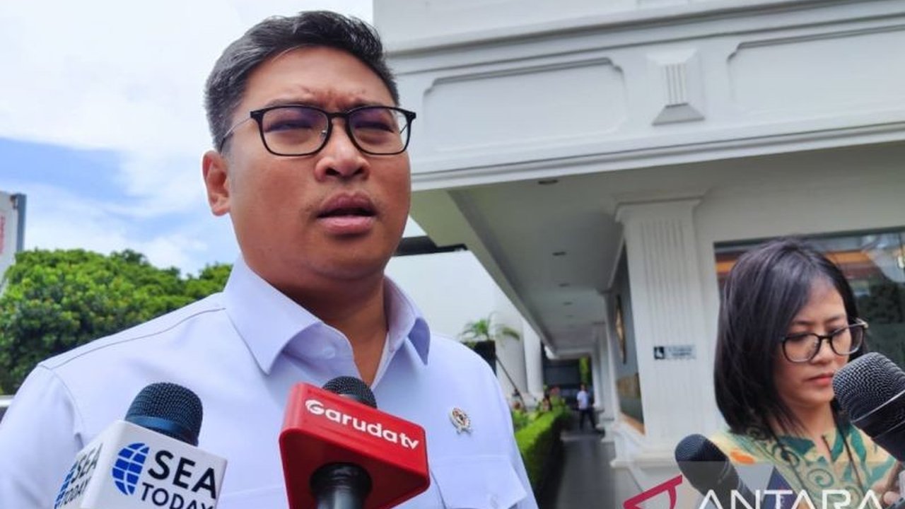 Presiden Prabowo Subianto instruksikan perbaikan komunikasi publik untuk mencegah penyebaran informasi yang tidak akurat dan menyesatkan di tengah masyarakat.