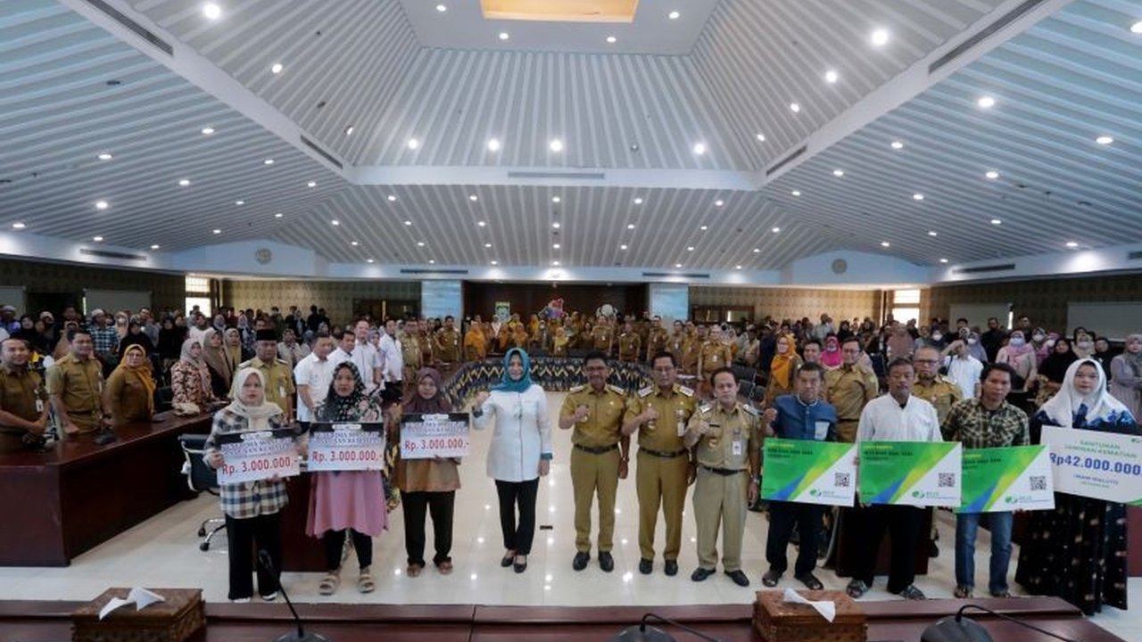 Pemerintah Kota Tangerang melindungi 5.952 pekerja rentan dengan program jaminan sosial, mencakup Jaminan Kematian (JKM) dan Jaminan Kecelakaan Kerja (JKK), melalui anggaran Rp999 juta lebih.