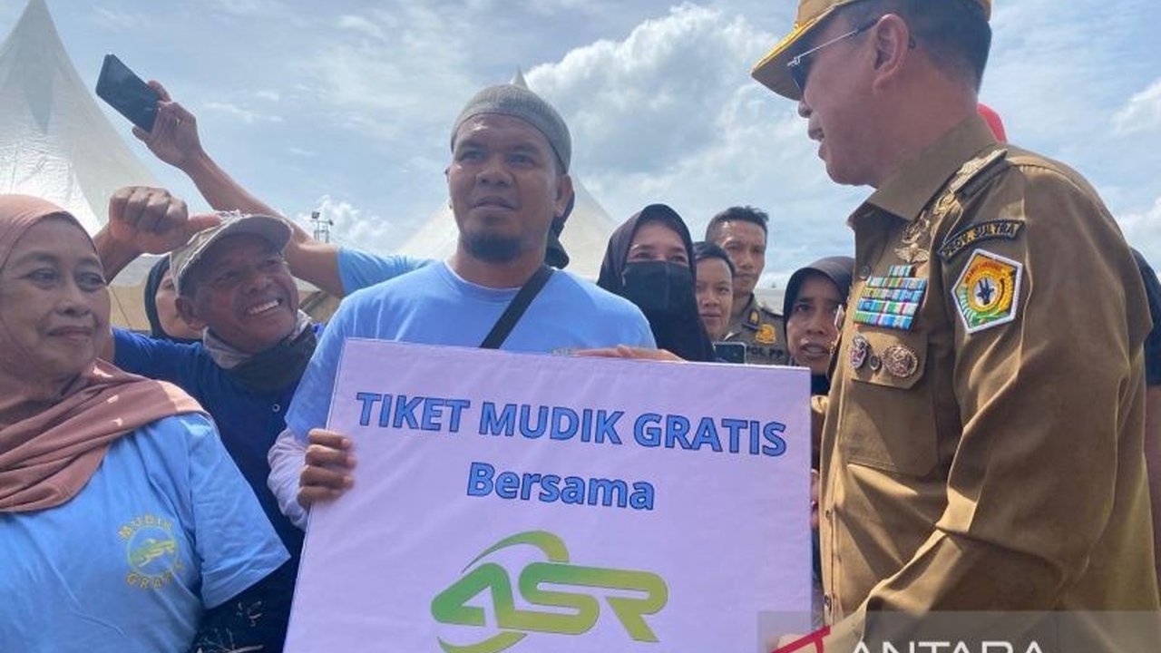 Gubernur Sultra, Andi Sumangerukka, fasilitasi mudik gratis bagi 600 pemudik menuju Raha dan Baubau menggunakan dana pribadi, bertujuan memberikan kenyamanan dan mempererat silaturahmi Lebaran.