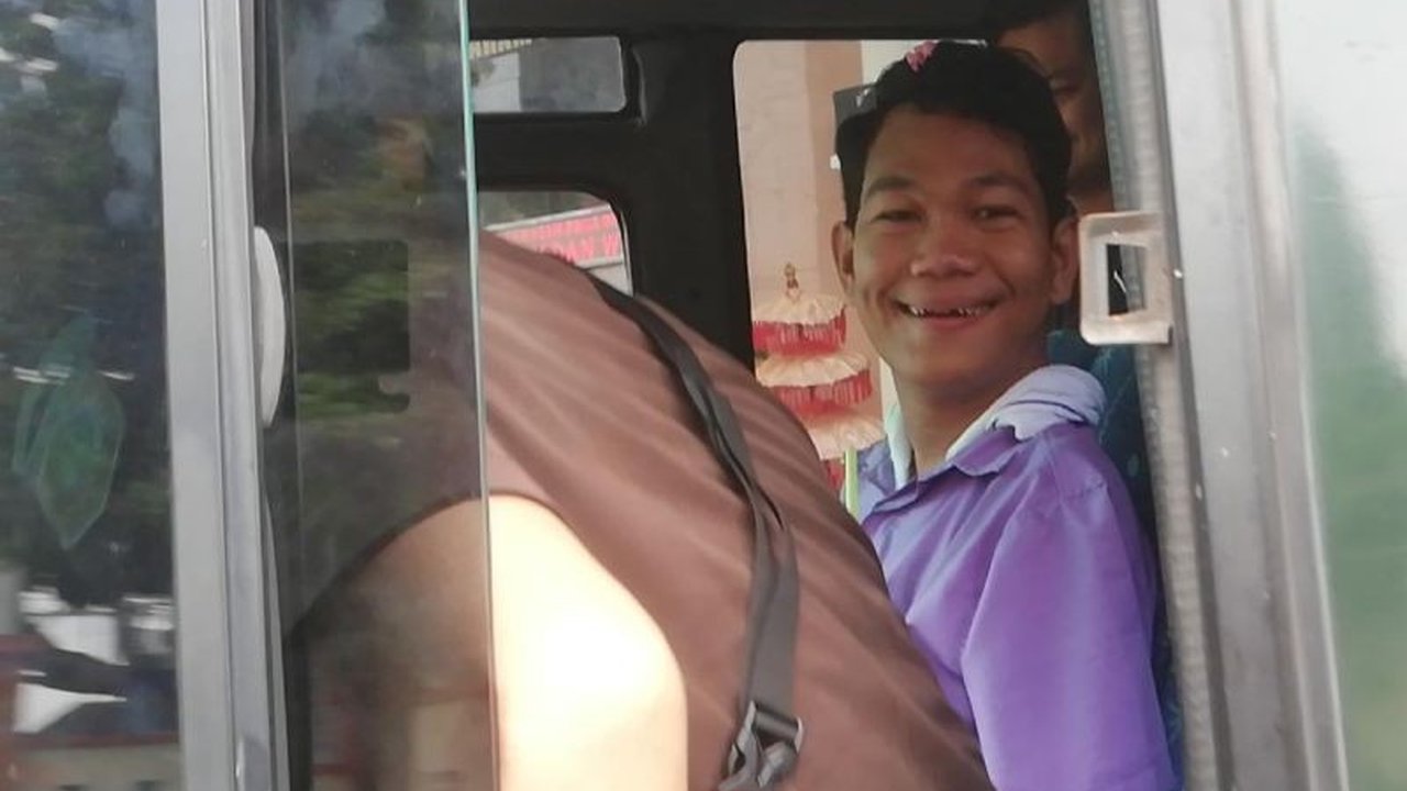 Jaksa penuntut umum masih menunggu arahan Kejaksaan Agung terkait tuntutan kasus pelecehan seksual yang dilakukan IWAS alias Agus, seorang penyandang disabilitas, di Mataram.