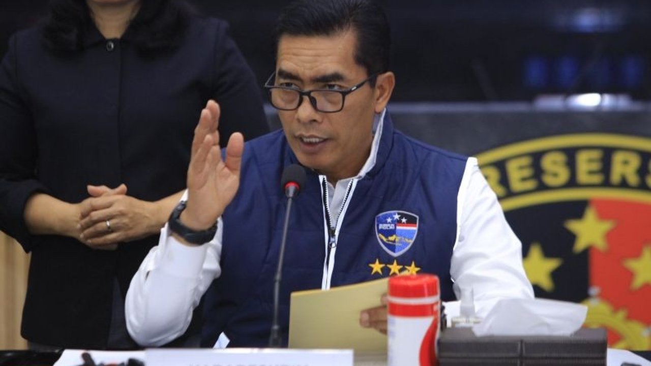 Bareskrim Polri memastikan penyelidikan kasus dugaan teror di Kantor Tempo tengah berlangsung, dengan tim yang telah menganalisis rekaman CCTV dan memeriksa saksi-saksi.