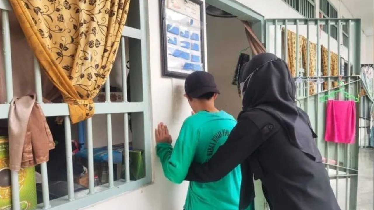 Lembaga Pemasyarakatan Kelas IIA Palu mengusulkan remisi Idul Fitri 1446 H untuk 603 warga binaan yang berkelakuan baik, sebagai bentuk motivasi reintegrasi sosial.