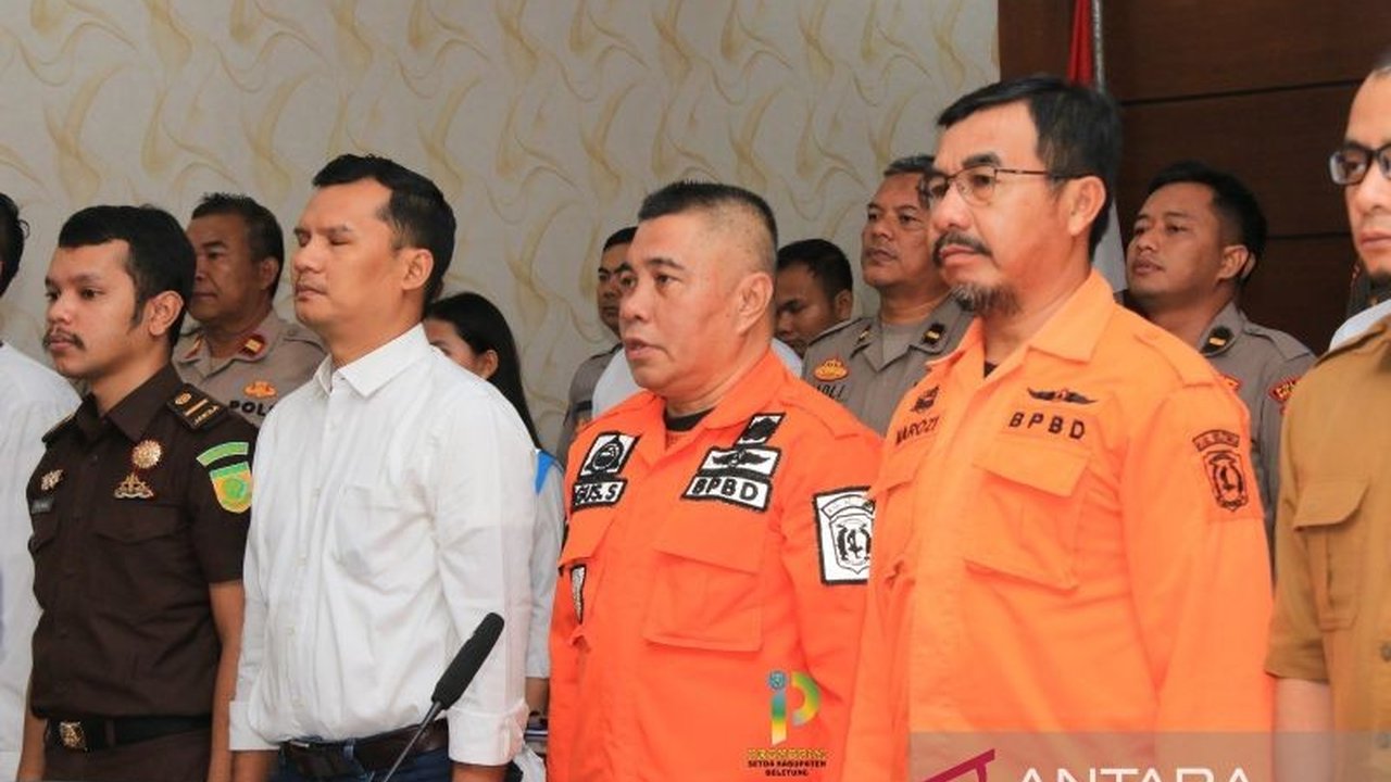 Antisipasi potensi bencana, BPBD Belitung siagakan 15-30 personel selama 24 jam selama Idul Fitri 1446 H, termasuk patroli ke destinasi wisata.