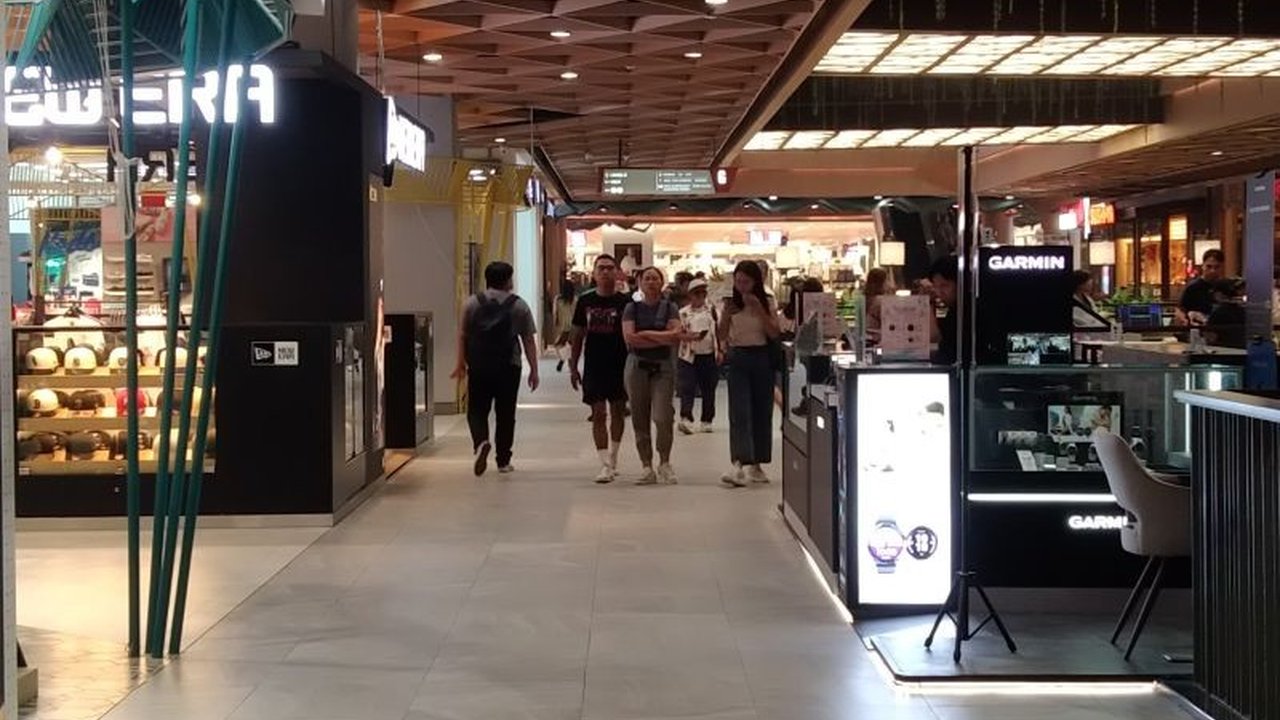 Bank Indonesia memproyeksikan peningkatan penjualan ritel di Bali selama libur panjang Lebaran, Nyepi, dan Galungan-Kuningan, didorong oleh optimisme pelaku usaha dan peningkatan kunjungan wisatawan.