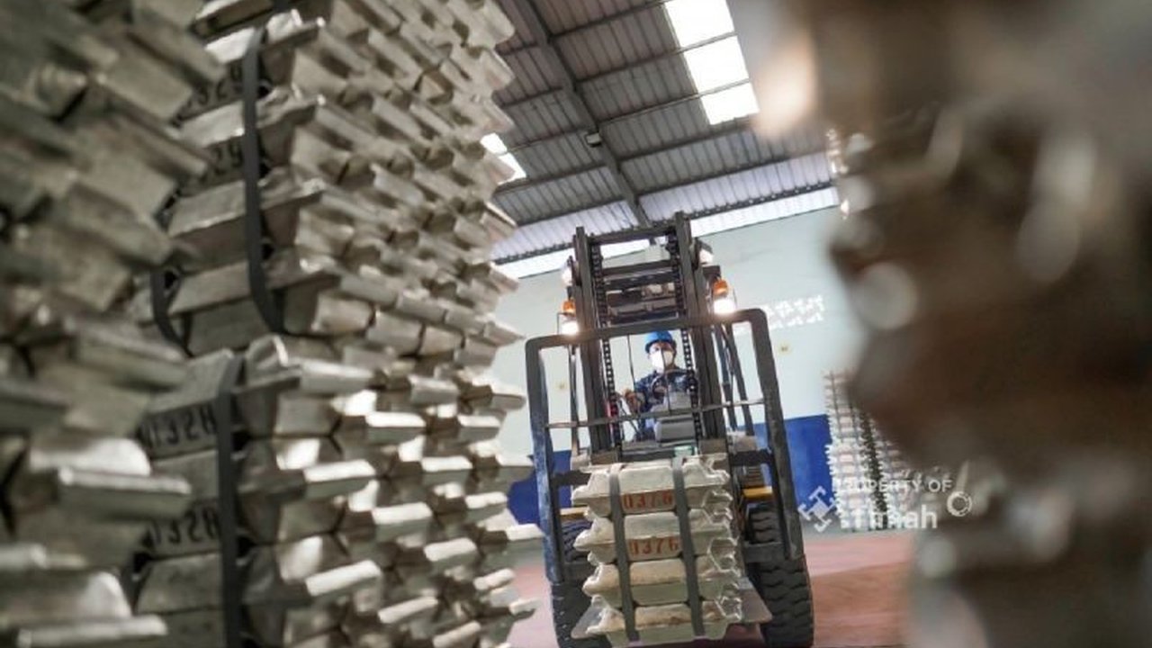 PT Timah Tbk. menyetorkan pajak sebesar Rp848,02 miliar pada tahun 2024, sebagai bentuk komitmen perusahaan terhadap pembangunan nasional dan perekonomian Indonesia.