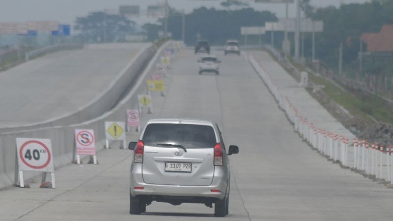Jelang Lebaran, pastikan mobil Anda prima! Simak 5 persiapan penting sebelum mudik menggunakan kendaraan pribadi agar perjalanan lancar dan aman.