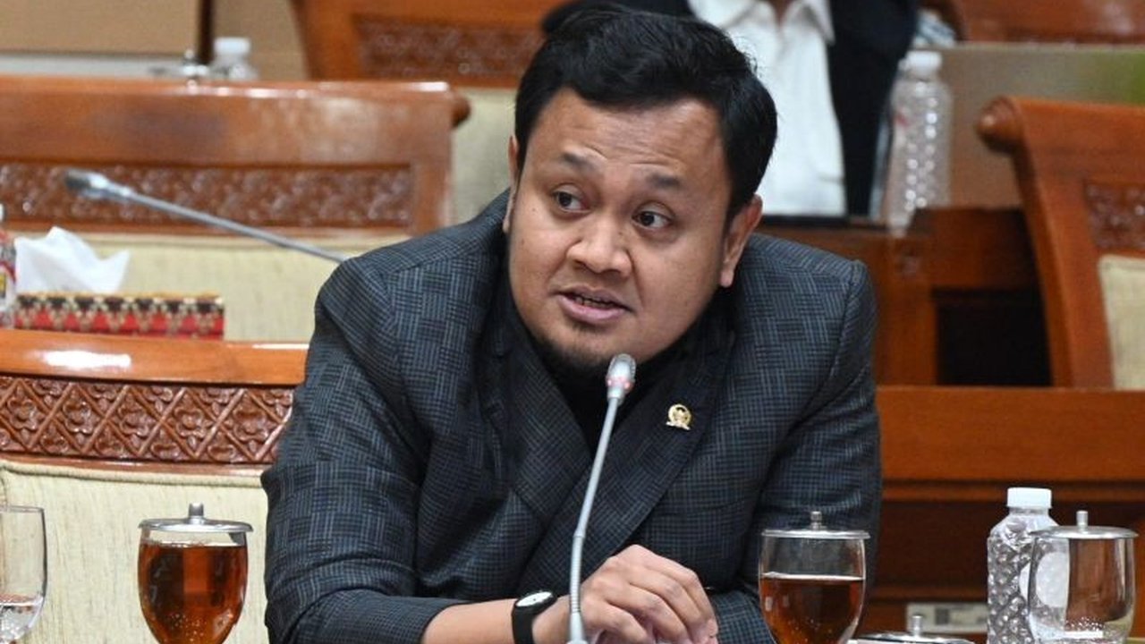 Anggota DPR, Bimantoro Wiyono, mendorong pendekatan keadilan restoratif dalam RUU KUHAP untuk menciptakan sistem hukum yang lebih manusiawi, solutif, dan mengatasi masalah kapasitas lembaga pemasyarakatan.