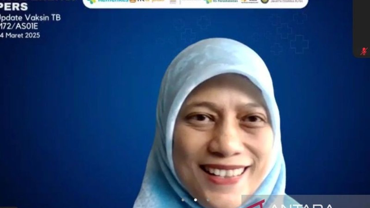 Indonesia berhasil mendeteksi 81% kasus tuberkulosis (TB) pada tahun 2024, meningkat dari tahun sebelumnya, namun pemerintah masih berupaya keras untuk mencapai target eliminasi TB dengan pengembangan vaksin baru.