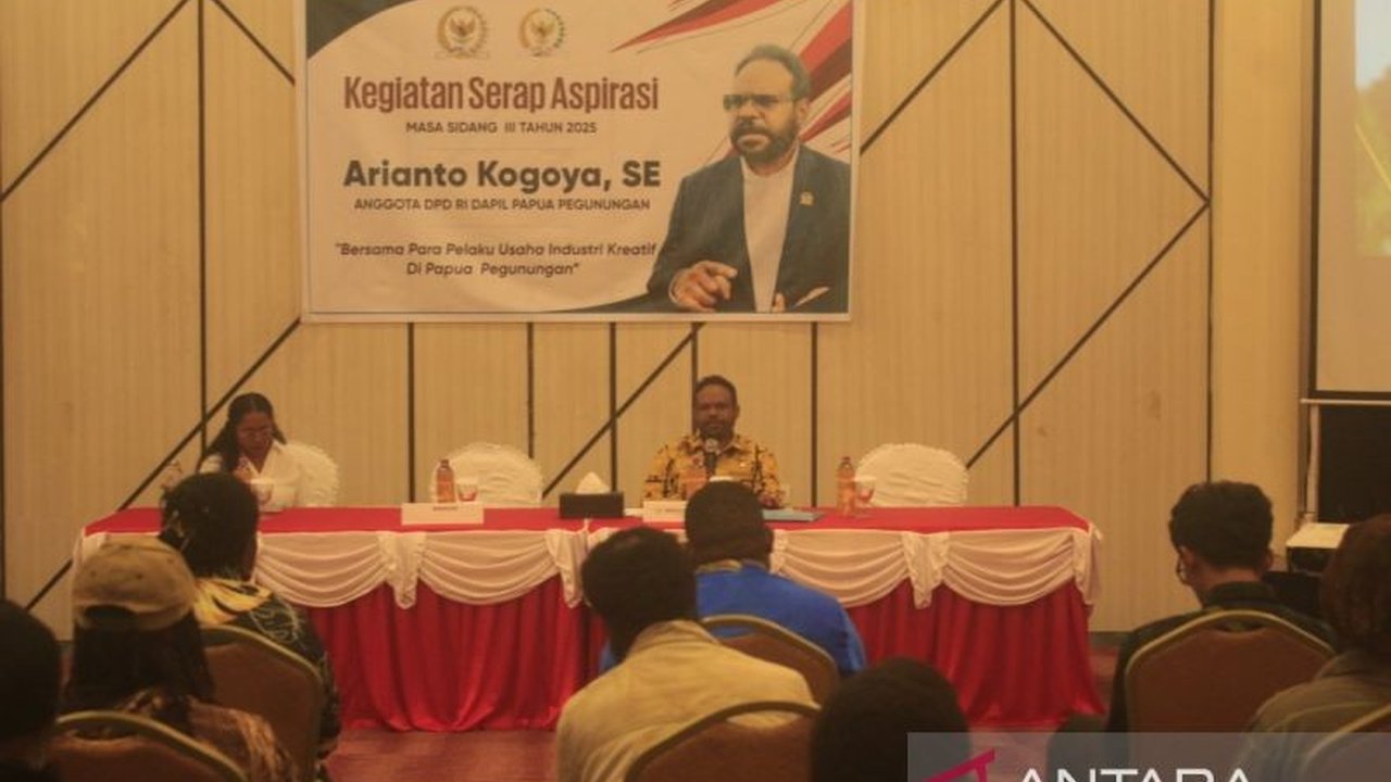 DPD RI mendorong peningkatan ekonomi kreatif di Papua Pegunungan dengan fokus pada pemasaran produk kerajinan dan kuliner lokal untuk meningkatkan perekonomian masyarakat asli.