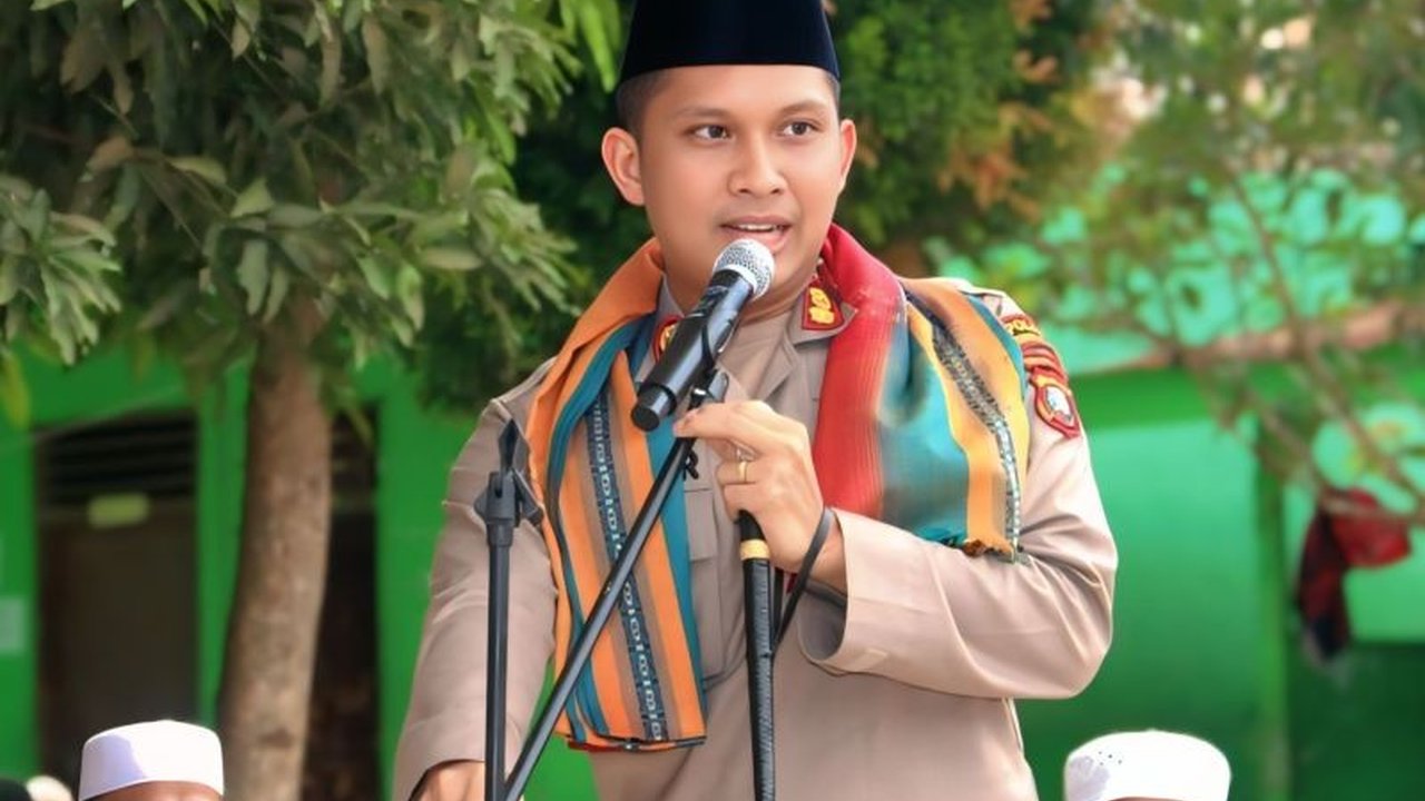 Jelang Lebaran 2025, Polres OKU, Sumatera Selatan, membuka layanan penitipan barang berharga dan kendaraan gratis bagi warga yang mudik, guna mencegah tindak kejahatan selama rumah ditinggal kosong.